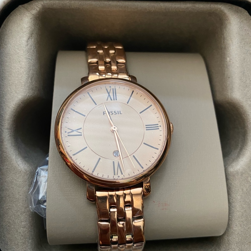Fossil - Rose Gold Watch